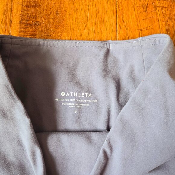 Athleta Elation Ultra High Rise 9 Short Size Small - Picture 2 of 4